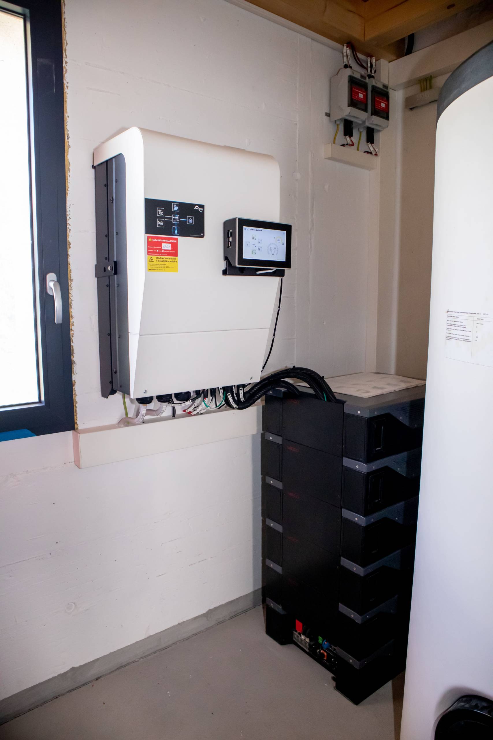 next3 inverter-charger