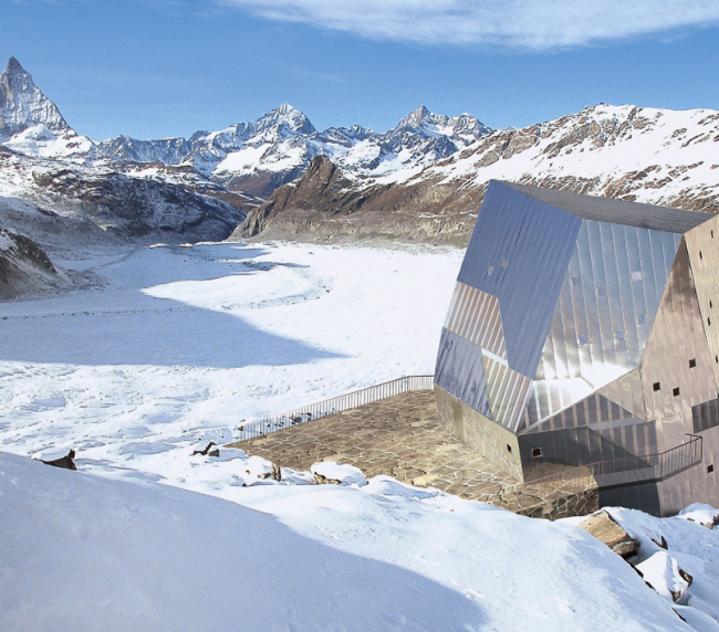 The Monte Rossa hut